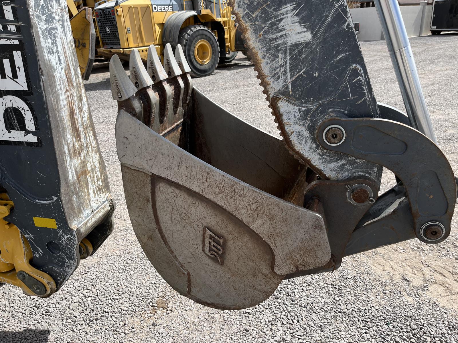 ./imagenes/INVOICE/2019/17364/RETROEXCAVADORA JOHN DEERE 310SK (17).JPG